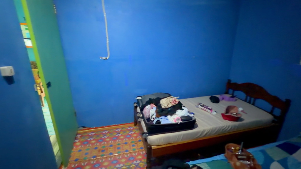 Homestay accommodation beside the water in Luk Panenteng