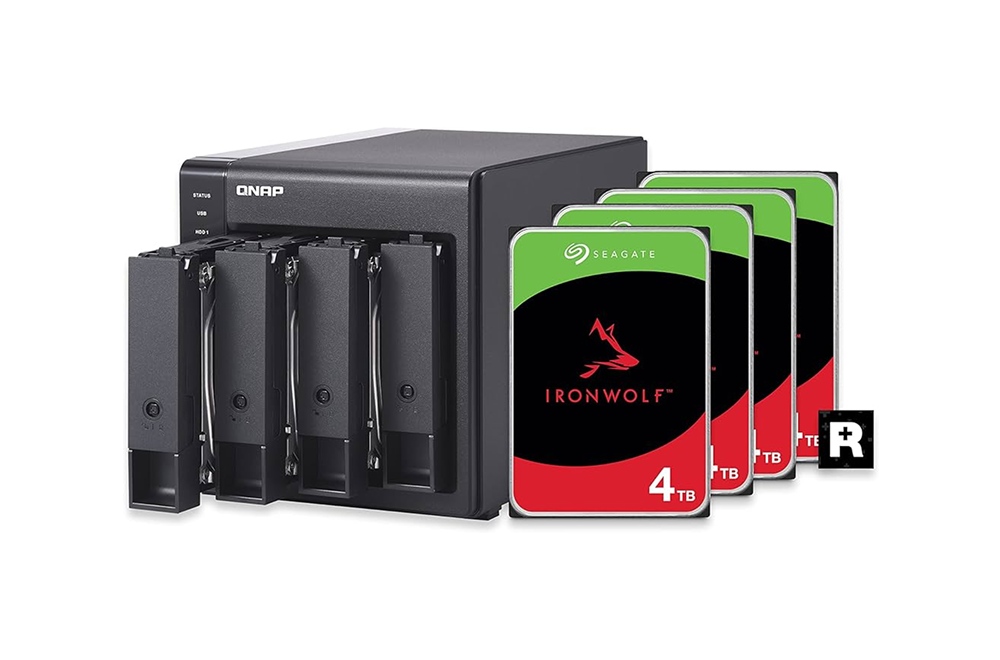 QNAP TR-004 + Seagate IronWolf